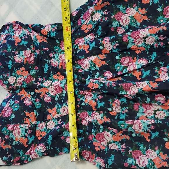 FOREVER21 Women Size Medium Sleeveless Navy/Cloral Flower Short Dress - Picture 7 of 7
